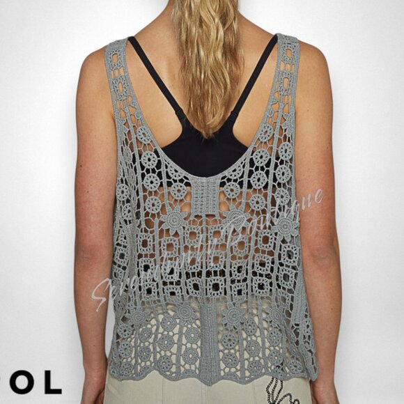 POL Oversized Crochet Squares Floral Patterned Semi Sheer Dove Grey Boho Top - Picture 3 of 11